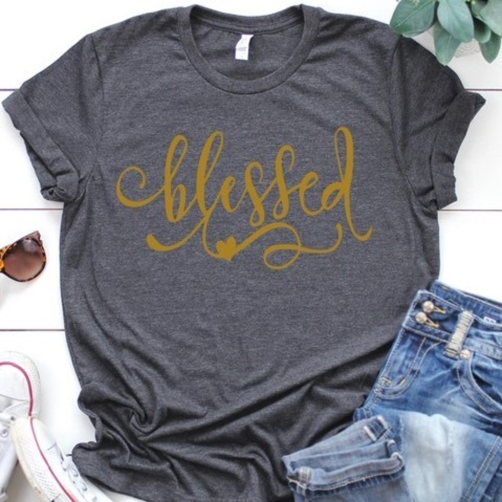 BLESSED GRAPHIC T-SHIRT